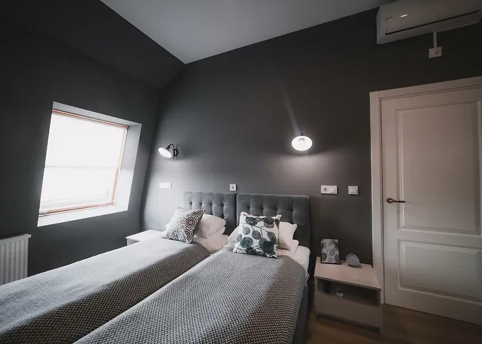 Kostjukowski Lychakivska 70a