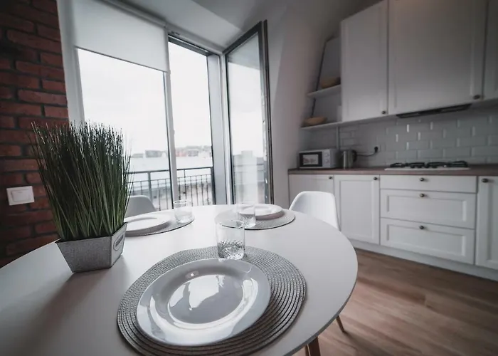 Kostjukowski Lychakivska 70a